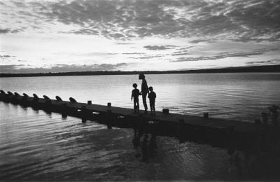 Lena Coelho dos Santos com filhos de Sylvia Orthof