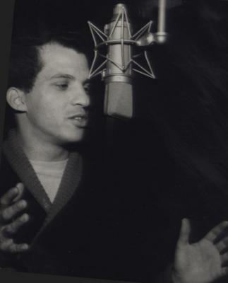 Adylson Godoy ao microfone