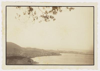Vista tomada do morro do Pão de Açucar; ao fundo, o bairro do Flamengo