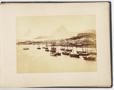 Esquadra de navios nas proximidades do Cais Pharoux; tomada da Ilha das Cobras