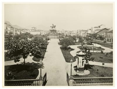 Monumento em homenagem a Dom Pedro I, estátua equestre