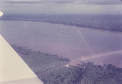 Vista aérea da Rodovia Belém-Brasília (BR-010). Trajeto entre Belém e Paragominas