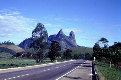 Morro O frade e a freira