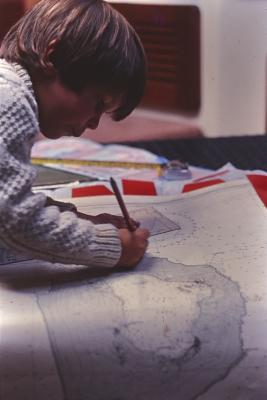 Igor Belli com um mapa