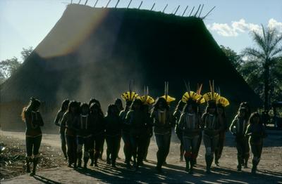 Série Xingu - Mulheres na cerimônia do Yamaricumã