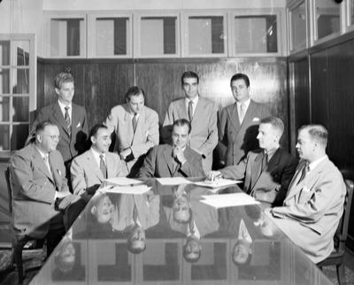 Companhia Mecânica e Importadora - retrato de grupo