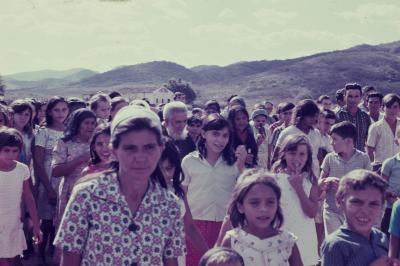 Frei Damião e devotos