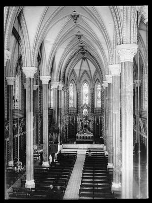 Interior da Basílica da Imaculada Conceição
