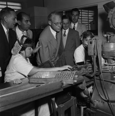 Squibb - visita de Mac Hargue