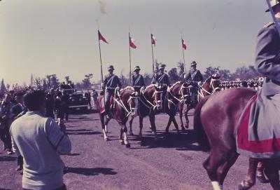 Salvador Allende durante desfile militar