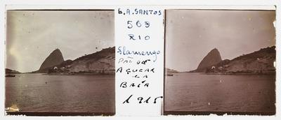 Baía de Guanabara e Pão de Açúcar a partir da praia do Flamengo