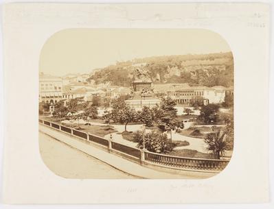 Praça da Constituição, atual praça Tiradentes, destaque para a estátua equestre de Pedro I