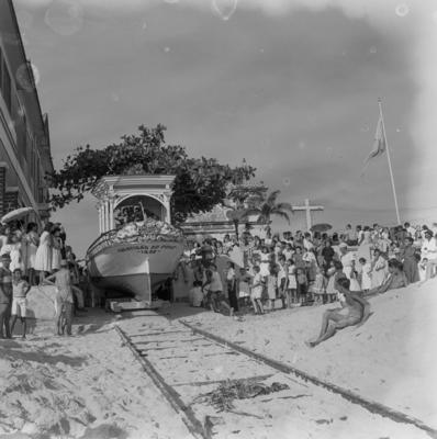 Galeota Gratidão do Povo na procissão de Nosso Senhor dos Navegantes