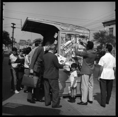 Campanha publicitária da Oficina de Propaganda para a enciclopédia Naturama da Editora Codex