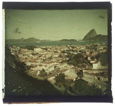 Bairros do Catete e Flamengo vistos do Morro da Nova Cintra