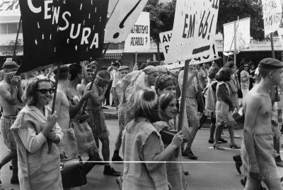 Passeata de calouros da Universidade de Brasília