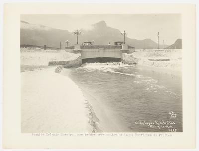 Canal da Lagoa Rodrigo de Freitas na Avenida Delfim Moreira
