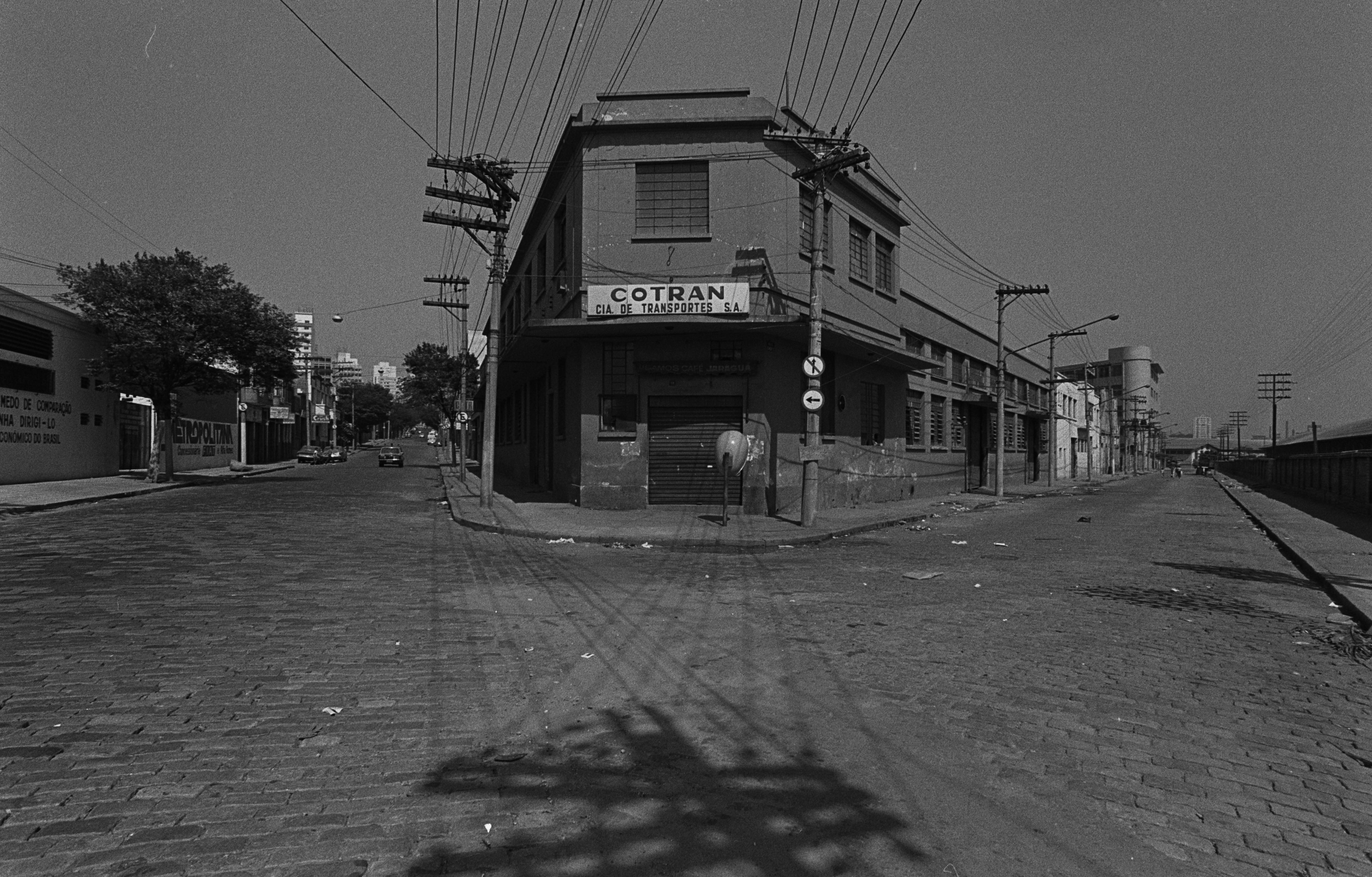 Barra Funda - Esquinas, fachadas e interiores