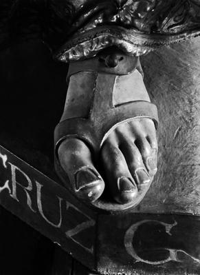 São João da Cruz, detalhe do pé