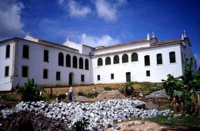 Convento e Igreja de São Francisco em obras
