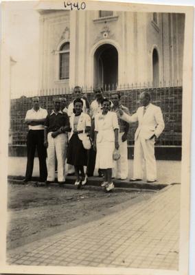 André Filho e grupo