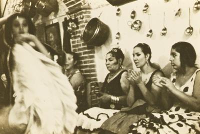 Ciganas dançando flamenco