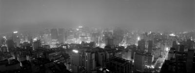 Vista panorâmica noturna a partir do edifício Itália