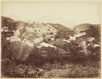 Morro do Mundo Novo; visto das proximidades da Rua Pascoal Carlos Magno