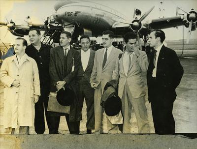 Antônio Maria, Fernando Lobo e outros no aeroporto