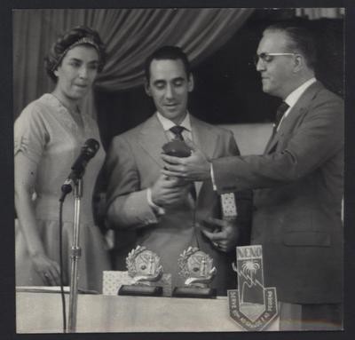 Lourdes Mayer, Nelson Gonçalves e Carlos Frias