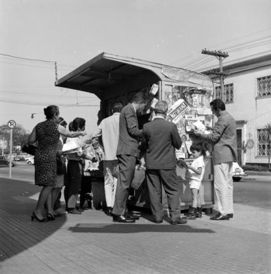 Campanha publicitária da Oficina de Propaganda para a enciclopédia Naturama da Editora Codex