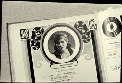 Aracy Cortes (reprodução de periódico)