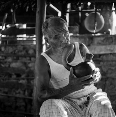 São Luís, homem fumando