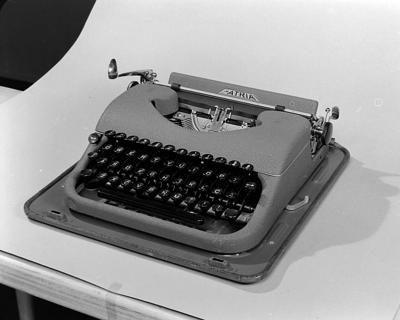 Campanha publicitária da Brimex - máquina de escrever