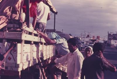 Romeiros indo para inauguração da Estátua do Padre Cícero