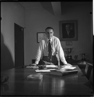 Editora Ypiranga - homem não identificado