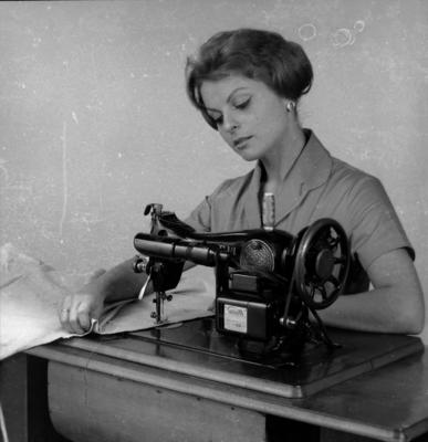 Campanha publicitária da agência J. Walter Thompson para folheto Walita