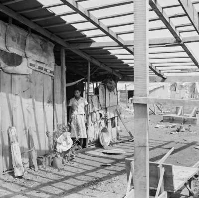 Moradia na Sacolândia, arredores de Brasília