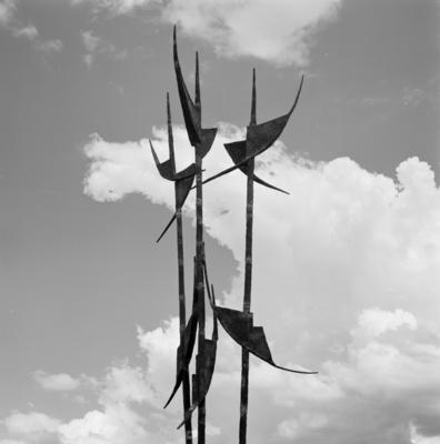 Monumento à Cultura, escultura de Bruno Giorgi