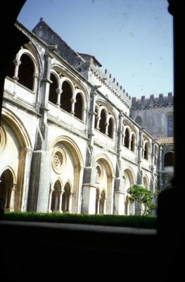 Mosteiro de Alcobaça - claustro de D. Dinis