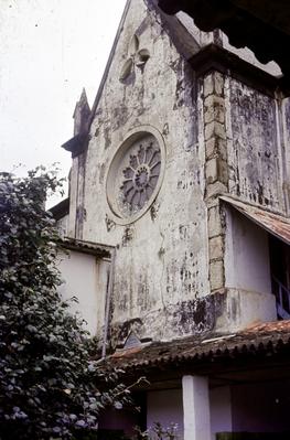 Santuário do Caraça - vista lateral