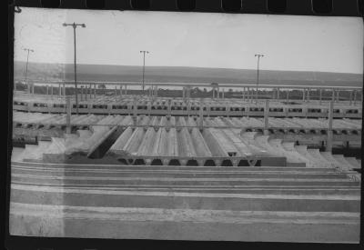 Construção do Instituto Central de Ciências, conhecido como Minhocão