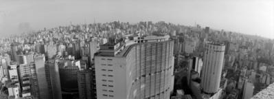 Vista panoramica a partir do edifício Itália. Ao centro o edifício Copan e à direita o edifício Ipiranga 165, antigo Hilton Hotel.