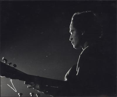 Baden Powell com o violão