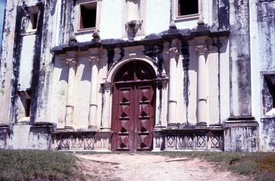Igreja de Nossa Senhora do Carmo - portada