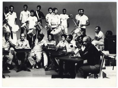 Tinhorão e sambistas