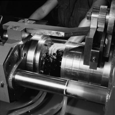 Fabricação do creme dental Kolynos