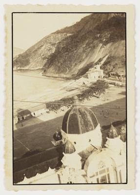 Região da praia Vermelha; vista de parte da área militar