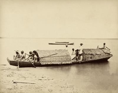 Canoa no rio Japurá