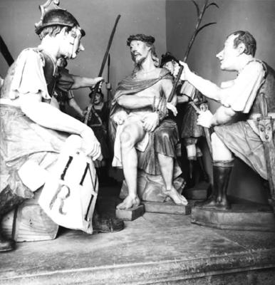 Via Crucis, Passos da Paixão, esculturas de Aleijadinho, Cristo e soldados romanos no Passo da Coroação de Espinhos